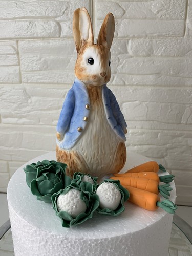 EDIBLE VERY LARGE PETER RABBIT CAKE TOPPER DECORATION Birthday - Picture 2 of 7