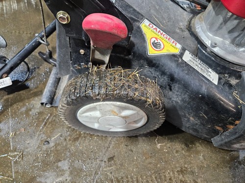 Troy-Bilt Model 11A-B29Q711 Push Mower Not Working for Parts - Picture 3 of 61