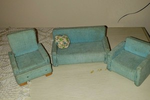 dollhouse recliner