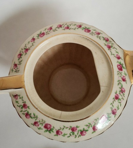 Vintage Sadler England Teapot with Gold trim - Picture 3 of 5
