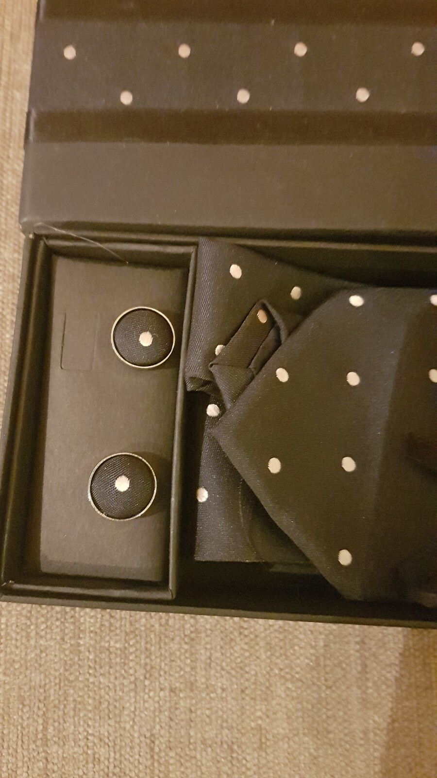 Picture 2 of 4