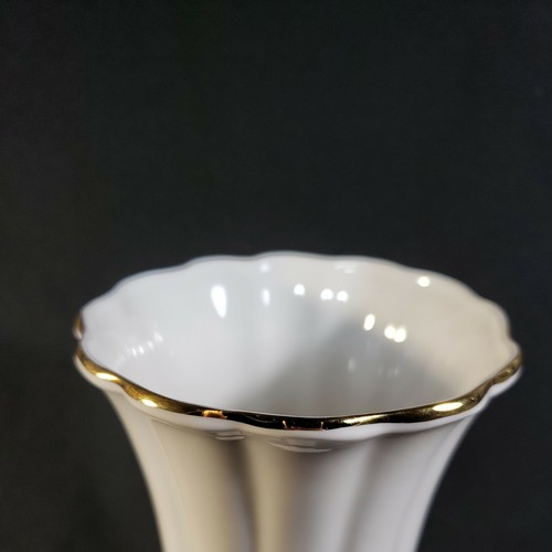 The Amber Collection Trumpet Vase 7.25" Fine Bone China Staffordshire England - Picture 2 of 12