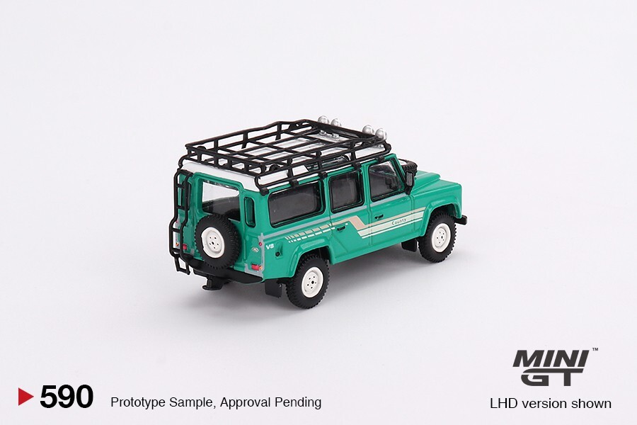 Mini GT 1:64 Land Rover Defender 110 1985 County Station