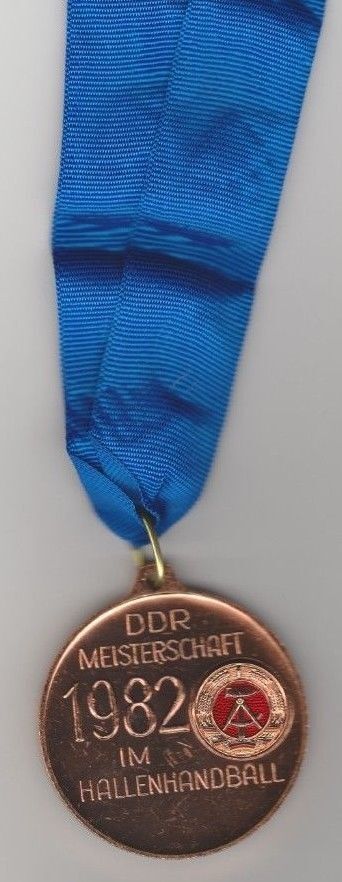 Orig. medalla de bronce RDA balonmano campeonatos 1982 con cinta muy Raro Orig. medalla de bronce RDA balonmano campeonatos 1982 con cinta muy Raro