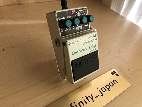 BOSS DD-3 Digital Delay compact Effector Guitar Pedal fast ship From japan - Picture 6 of 11