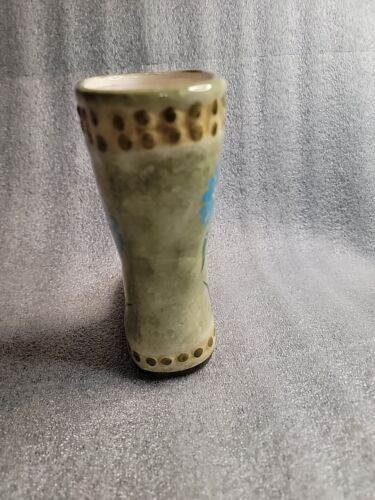 Vaso Rainboot Con Fiori Blu Alto 6 Pollici - Foto 2 di 6