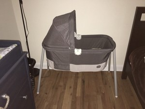 chicco deluxe bassinet