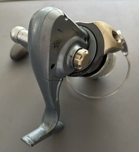 Carrete de pesca Quantum Blue Runner agua salada 50 en muy buen estado++ - Imagen 5 de 5