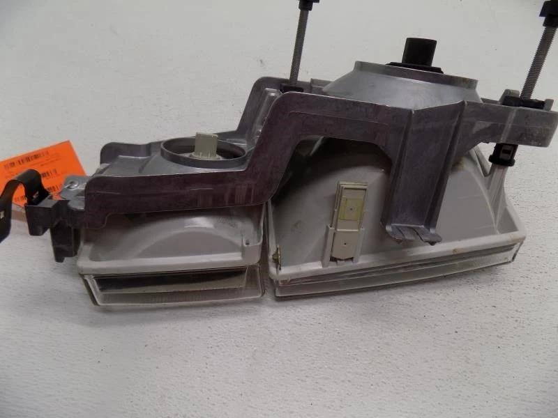 Passenger Right Headlight Scorpio Fits 88-89 MERKUR 1779287 - Изображение 3 из 4