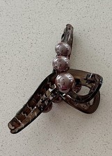 Elegant Pearls Cross Hair Claw Fashion Hair Accessories
