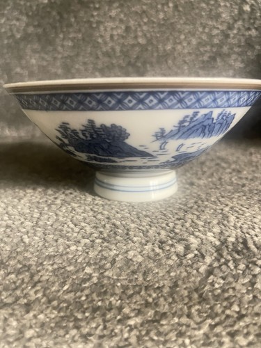 Japanese Porcelain Rice Bowl Vtg Blue sometsuke Chawan White PY