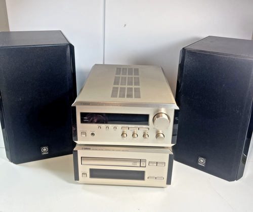 Yamaha Natural Sound Stereo Receiver RX-E100 & CD-Player CDX-E100 & Lautsprecher - Bild 1 von 14