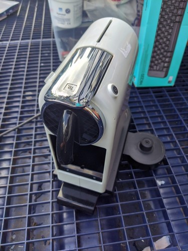 Nespresso Citiz Kaffeepadmaschine - weiß