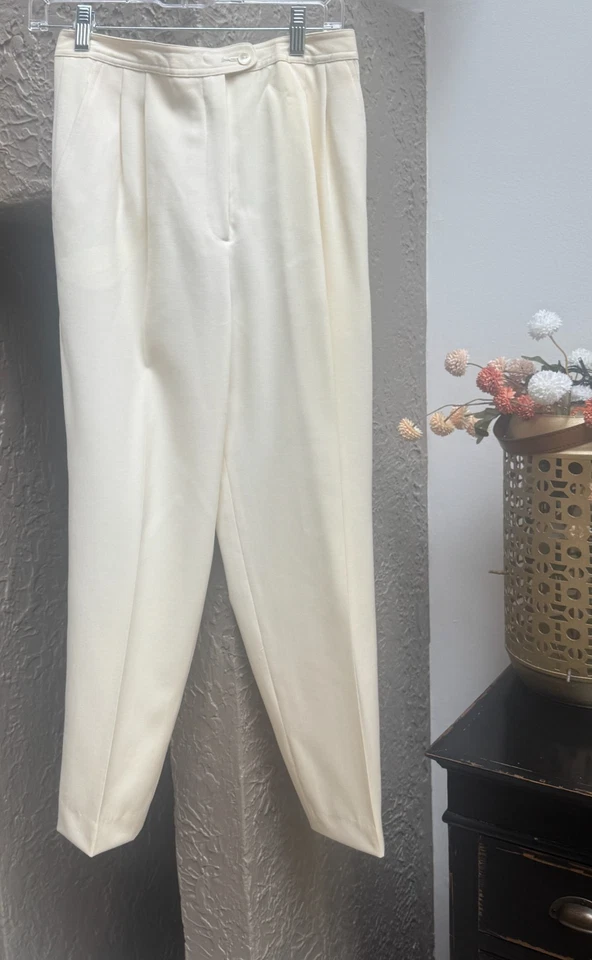 Women Vintage Cream Wool Dress Pants Size 8 now 4 26.5" inseam Marc D'Alcy 1980s - Image 2 of 4