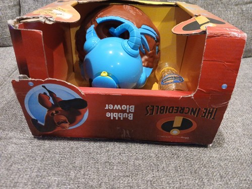 Vintage The Incredibles Bubble Blower Disney Toy Gazillion Bubbles Bob Mr.Incred - Picture 22 of 23