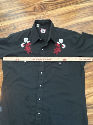 VTG 70s Chute 1 Western Shirt Mens Embroidered Floral Pearl Snap Button Up - Picture 4 of 7