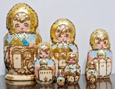 RUSSIAN MATRYOSHKA NESTING DOLL ~ SET OF 7 ~ SIGNED