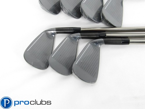 NEW Left Handed PXG GEN4 0311T BLACK FORGED IRONS 4-PW UST RECOIL 125 STIFF FLEX - Picture 5 of 8