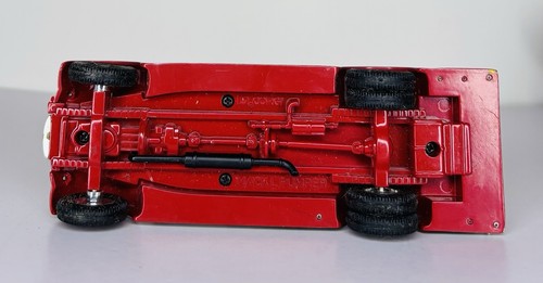Corgi Mack L Pumper Fire Truck - Picture 6 of 6