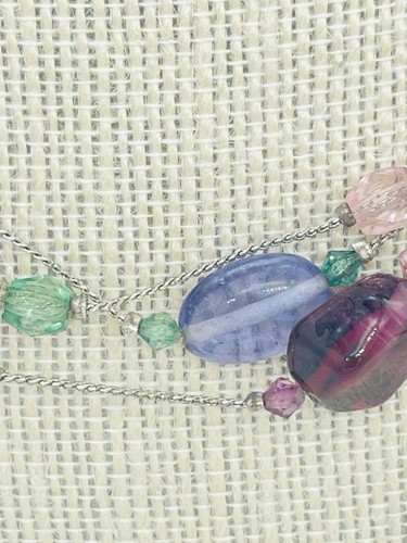 Avon Multicolor Glass Acrylic Beaded Necklace Triple Strand Silver Tone 17 in - Picture 4 of 13