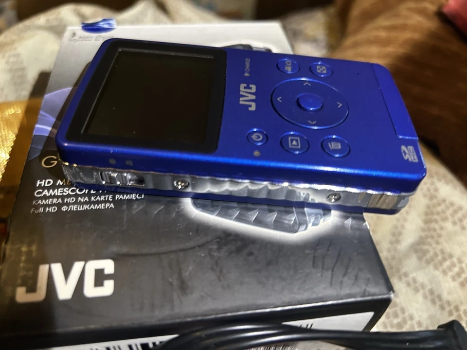 JVC GC-FM1AU HD Camera/ Color: Blue w/ cord, Box, Manual, Strap no SD card VG - Image 3 of 4