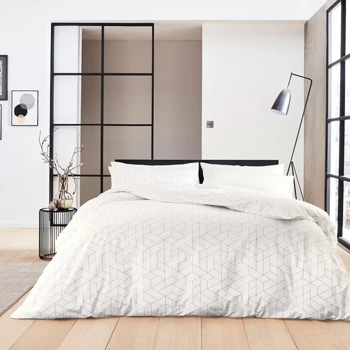 DKNY Paley Park King Size Duvet Cover Set in 2 Colours Grey or White - Picture 2 of 5