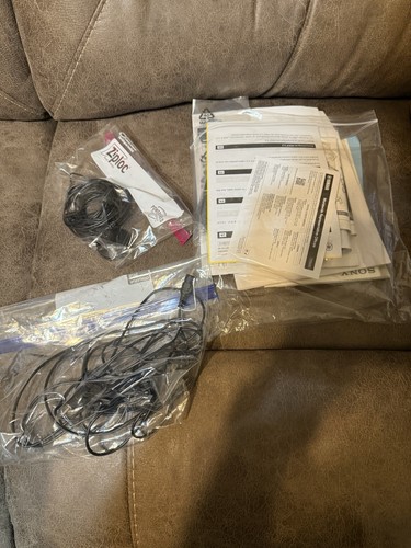 Yamaha YHT 4950U Home theater System - Picture 4 of 4