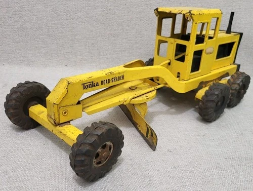 Vintage 1974-1975  Tonka Road Grader Metal Toy Truck Yellow Pressed Steel Works