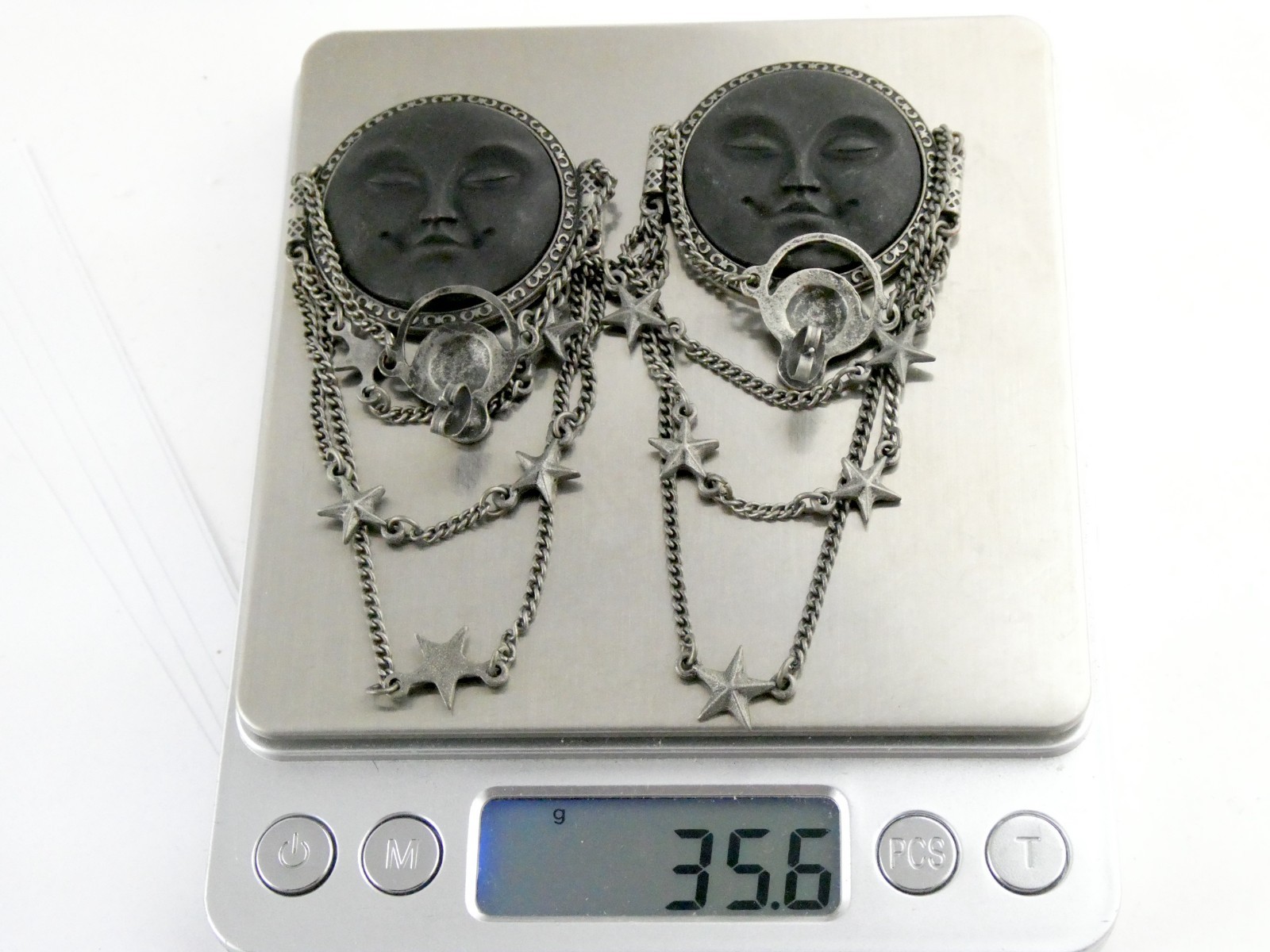 Foto 12 di 21