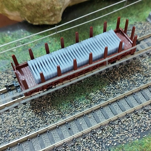Spur N 1:160 Ladegut Betonschwellen grau für Flach- und Rungenwagen Res Xas Rmms - Bild 1 von 13