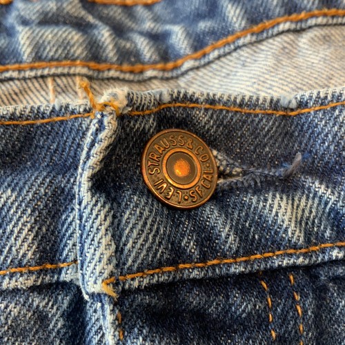 Levi’s 505 Jeans Mens 44x30 Regular Fit Medium Wash Denim Vintage Made In Canada - Picture 2 of 12