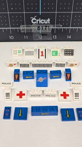 LEGO Service 5171 Decorated Elements, COMPLETED (1987) - Picture 2 of 10