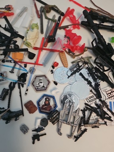 STAR WARS HUGE WEAPONS PARTS LOT #5 FOR 3.75" FIGURE - Picture 3 of 5