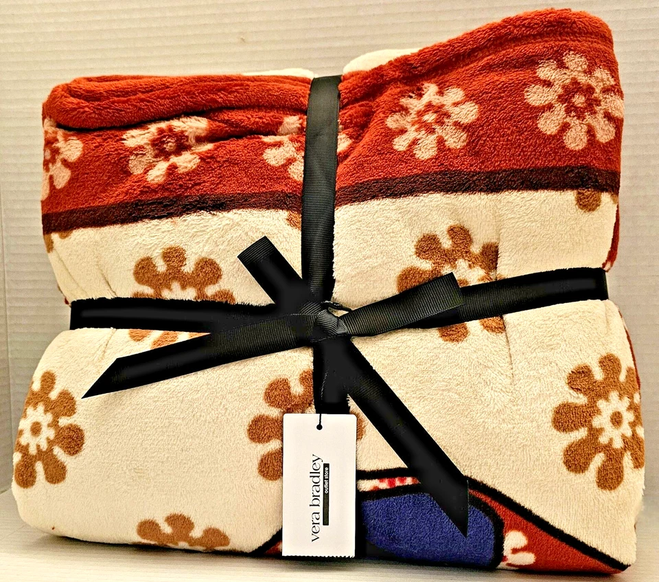 Peluche Vera Bradley Throw in Big Toasty Foto 3 de 4