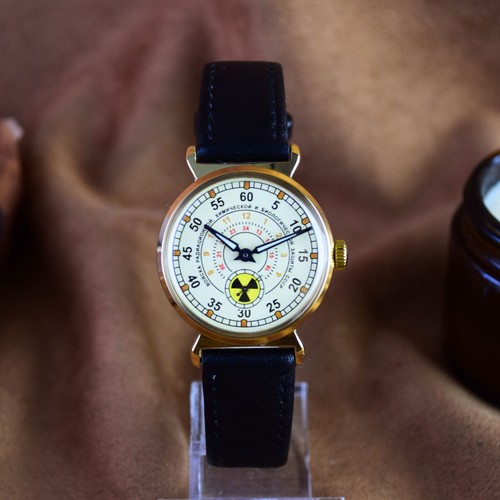 Soviet WristWatch Sturmanskie Vintage Pobeda Mechanical Watch Yuri Gagarin USSR - Picture 3 of 12