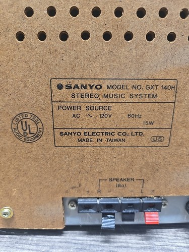 Vintage SANYO Stereo System GXT-140H Turn Table Cassette Radio - Picture 15 of 17