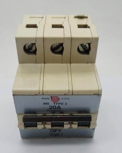 Interruptor circuito triple polo BILL 3T203 20 amperios MCB tipo 3 M9 MEM 203MC 203MB3 - Imagen 2 de 12