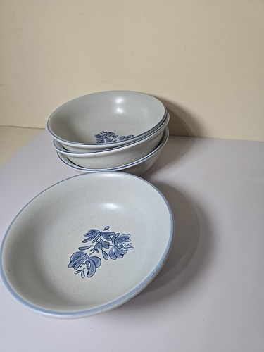 Soup Salad Bowl 6" Pfaltzgraff Yorktowne - Picture 3 of 6