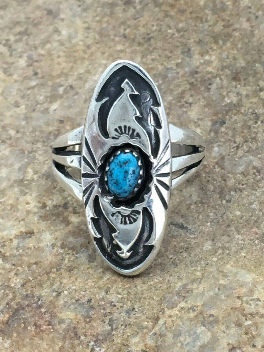 Wonderful Vintage Native American Navajo Kingman Turquoise Sterling Silver Shadowbox Ring Wonderful Vintage Native American Navajo Kingman Turquoise Sterling Silver Shadowbox Ring