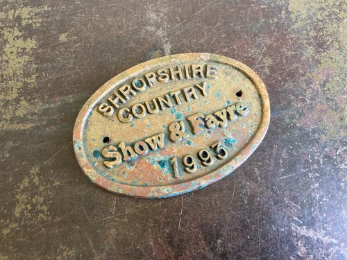 Vintage Small Brass Embossed SHROPSHIRE COUNTRY SHOW & FAYRE 1993 Plaque - Picture 6 of 8