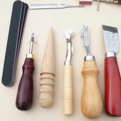 Kit De 27 Outils De Marquage Et Poinçonnage Pour Cuir - Saddle Groove - Neuf