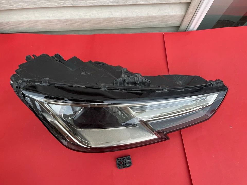 Повреждение! Левая и правая ксеноновые фары 2017–2019 Audi A4 Quattro Allroad S4 от оригинального производителя 786 - Изображение 4 из 4