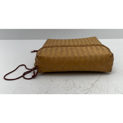 Handmade Woven Bag Backpack Vintage Basket Tan Bamboo With Lid & Chinese Coin - Picture 6 of 18