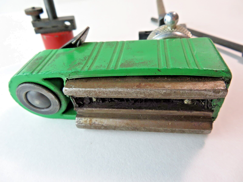 Vintage Tiny Titan And other Magnetic Indicator Bases Swivel lot - Picture 6 of 6