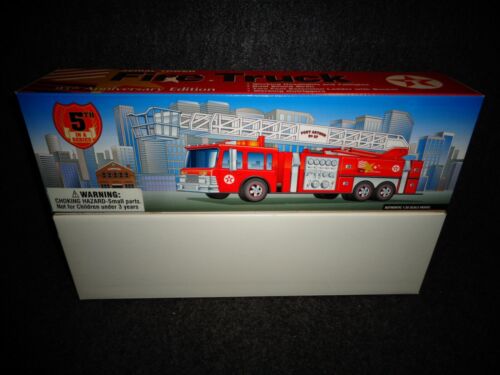 2 - PORT ARTHUR FIRETRUCK'S TAYLOR MADE Trucks REGULAR & GOLD Texaco 95th ANN. - Picture 4 of 6