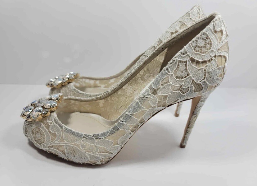 DOLCE & GABBANA Shoes Nude Lace Crystal Heels Pumps EU 37/US7 Run