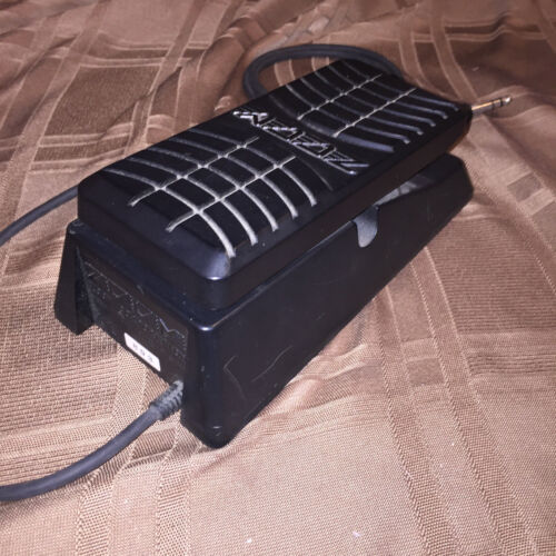 Zoom FP02 Expression Pedal Made In Japan Tested - Picture 4 of 7