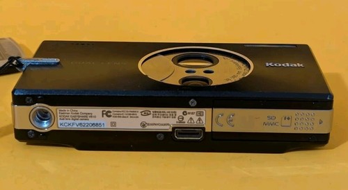 KODAK V610 DUAL LENS DIGITAL CAMERA WITH Kodak Easyshare Printer Dock - READ - Picture 7 of 9