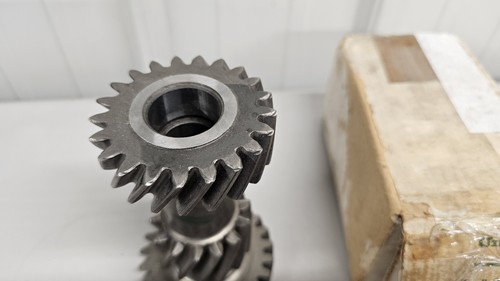 GENUINE GM 3741452 3 Speed Transmission Countershaft Gear 1958-1961 2.94 RATIO - Picture 2 of 6