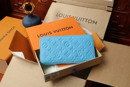 LLouisV - M81510 - Long Wallet - Blue - NEW video thumbnail